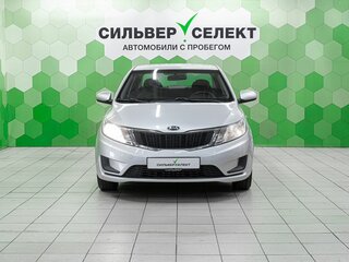 2014 Kia Rio III, серебристый, 670000 рублей, вид 3