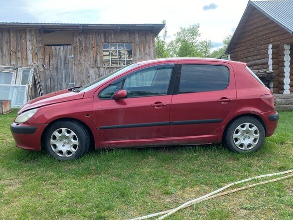 2002 Peugeot 307 I, красный, 105000 рублей - вид 3