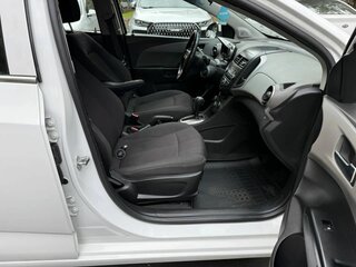 2012 Chevrolet Aveo II, белый, 375000 рублей, вид 5