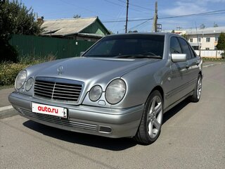 1997 Mercedes-Benz E-Класс 320 II (W210, S210), серебристый, 780000 рублей, вид 1