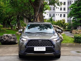 2023 Toyota Corolla Cross I, коричневый, 1970000 рублей, вид 3