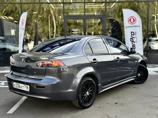 2010 Mitsubishi Lancer X, серый, 650000 рублей, вид 4