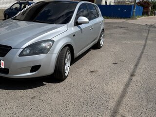 2007 Kia Ceed I, серебристый, 670000 рублей, вид 3