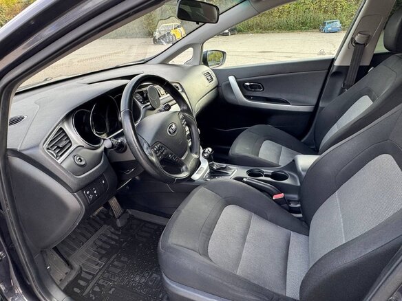 2016 Kia Ceed II Рестайлинг, серый, 1100000 рублей - вид 9