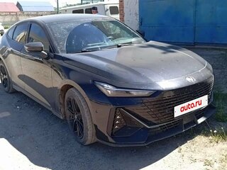 2023 Changan UNI-V I, чёрный, 2300000 рублей, вид 4