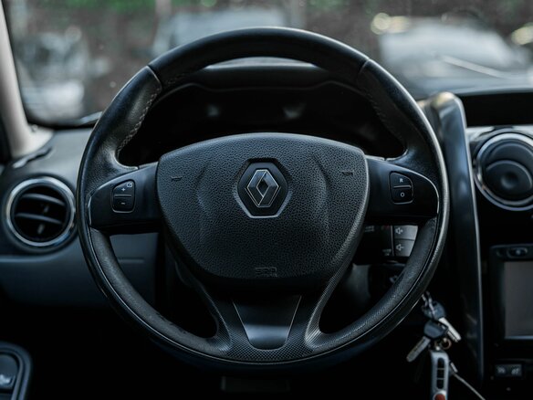 2017 Renault Duster I Рестайлинг, зелёный - вид 5