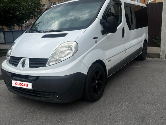 2014 Renault Trafic II Рестайлинг, белый, 1850000 рублей
