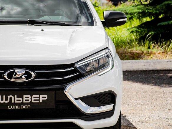 2026 Lada (ВАЗ) Vesta CNG I Рестайлинг (NG), белый - вид 10
