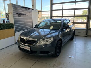 2010 Skoda Octavia II (A5) Рестайлинг, серый, 399000 рублей, вид 1