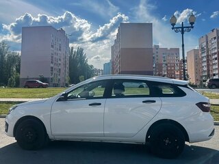 2024 Lada (ВАЗ) Vesta SW I Рестайлинг (NG), белый, 1100000 рублей, вид 3