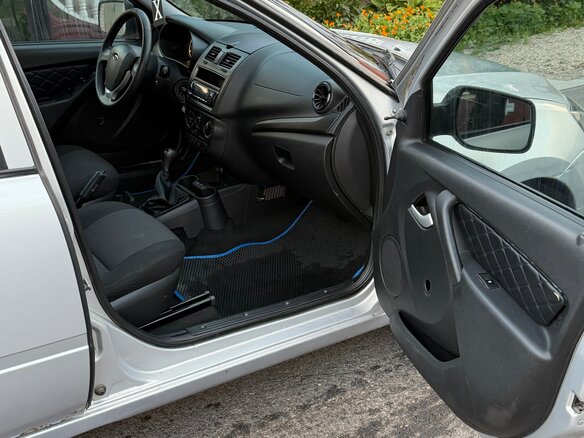 2013 Lada (ВАЗ) Kalina II, серебристый, 300000 рублей - вид 10