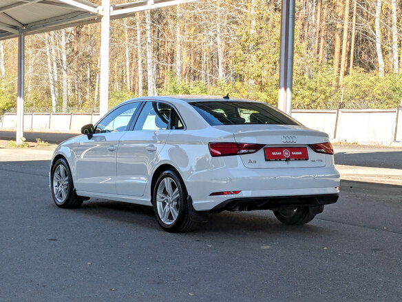 2019 Audi A3 III (8V) Рестайлинг, белый, 2199500 рублей - вид 4