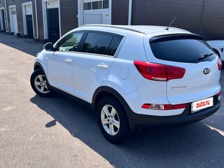 2014 Kia Sportage III Рестайлинг, белый, 1250000 рублей, вид 4