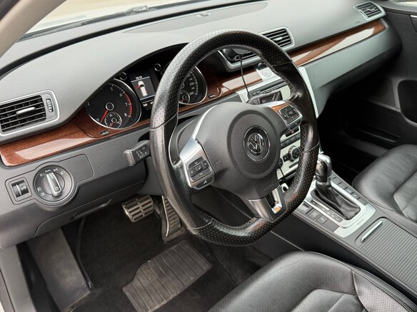 2013 Volkswagen Passat Alltrack B7, серебристый, 1300000 рублей - вид 10
