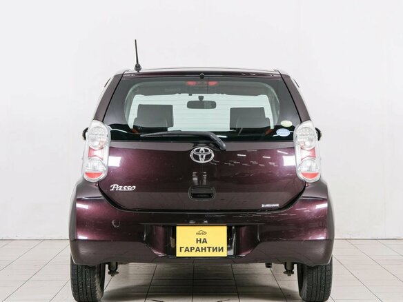 2011 Toyota Passo II (C30), красный, 669000 рублей - вид 4