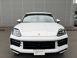 2024 Porsche Cayenne III Рестайлинг, белый, 11250000 рублей, вид 2