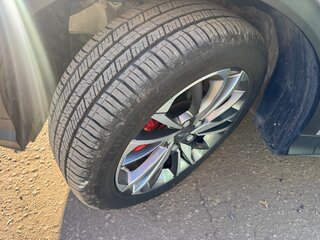 2023 Geely Coolray I, серый, 1850000 рублей, вид 5