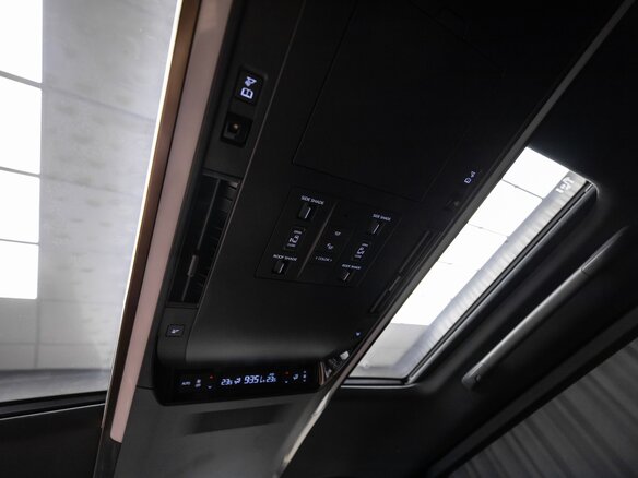 2026 Toyota Alphard IV, чёрный, 14400000 рублей - вид 13