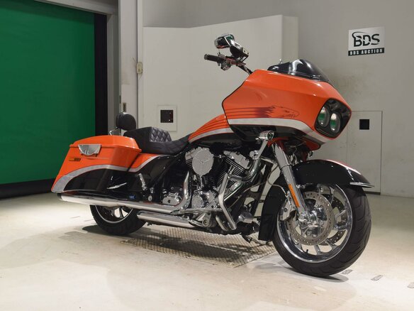 2009 Harley-Davidson Road Glide, оранжевый, 950000 рублей - вид 2