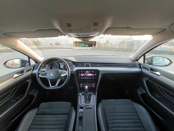 2021 Volkswagen Passat B8 Рестайлинг, синий, 2399000 рублей - вид 22