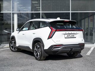 2026 Geely Atlas II, белый, 3415491 рублей, вид 5