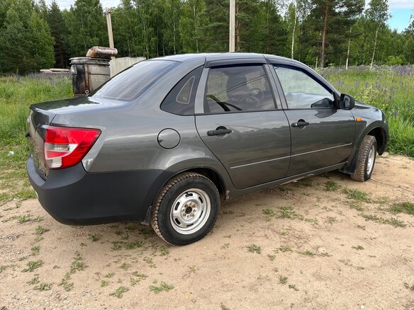 2013 Lada (ВАЗ) Granta I, серебристый, 265000 рублей - вид 3