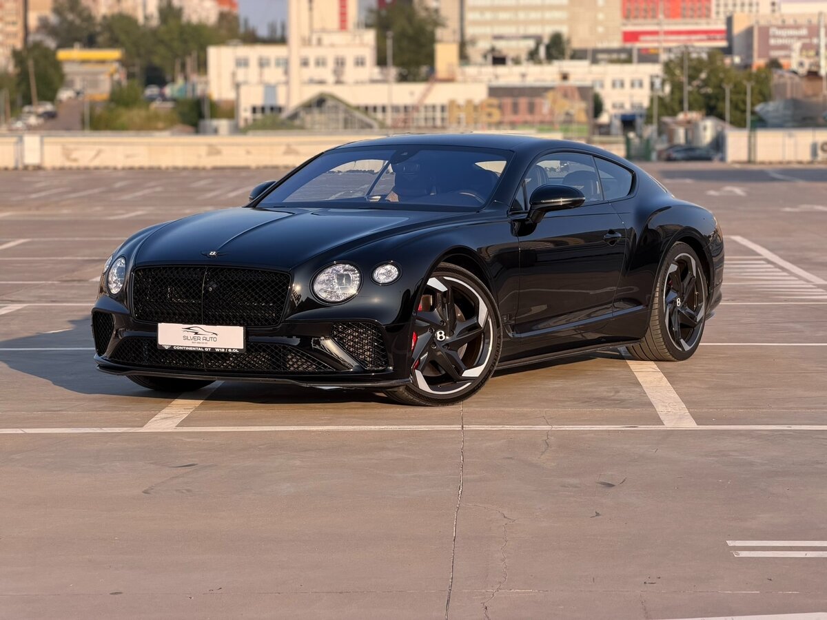 Открыть фотографии: Bentley Continental GT III