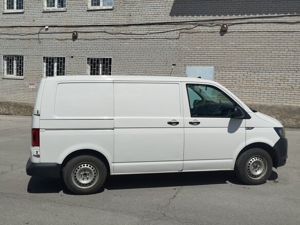2019 Volkswagen Transporter, белый, 2350000 рублей - вид 1