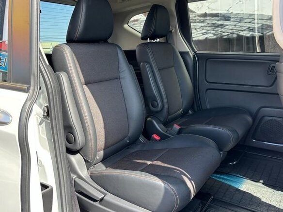 2022 Honda Freed II Рестайлинг, белый - вид 32
