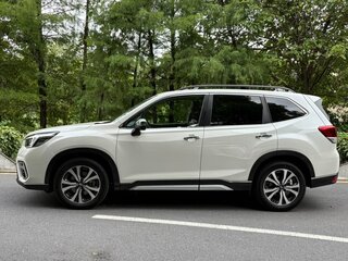 2021 Subaru Forester V, белый, 2490005 рублей, вид 3