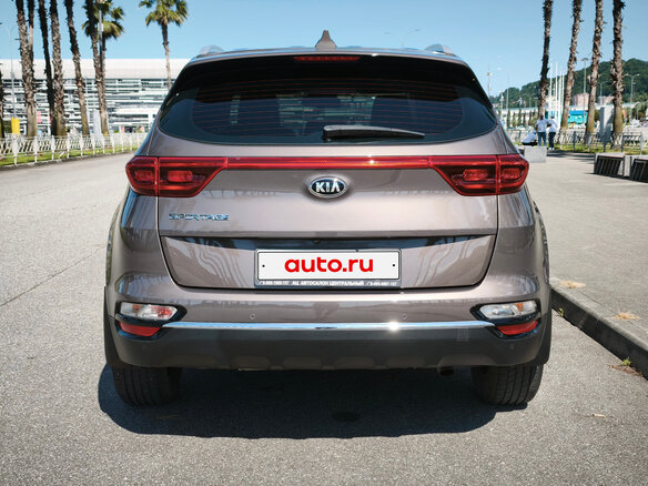 2020 Kia Sportage IV Рестайлинг, коричневый - вид 9