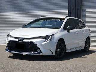 2022 Toyota Corolla XII (E210), белый, 1324000 рублей, вид 3