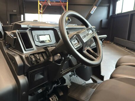 2026 BRP Can-Am Defender HD11, коричневый, 3790000 рублей, вид 5