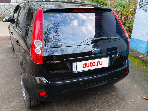 2008 Ford Fiesta Mk5, чёрный, 530000 рублей - вид 10