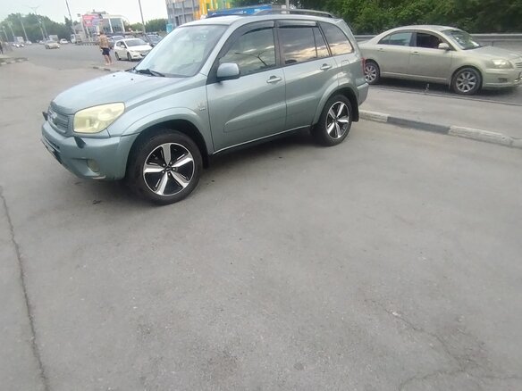 2005 Toyota RAV4 II (XA20) Рестайлинг, зелёный, 898000 рублей - вид 7
