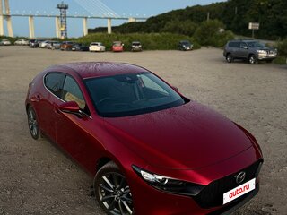 2021 Mazda 3 IV (BP), красный, 1680000 рублей, вид 1
