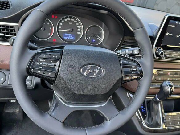 2019 Hyundai Grand Starex I Рестайлинг 2, серый, 3250000 рублей - вид 11