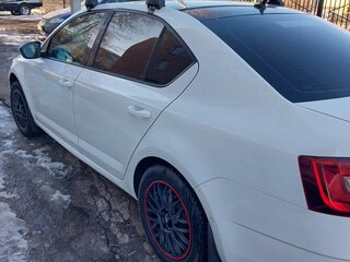 2017 Skoda Octavia III (A7) Рестайлинг, белый, 1650000 рублей, вид 5