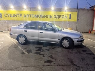 2001 Mitsubishi Carisma I Рестайлинг, серый, 165000 рублей, вид 4