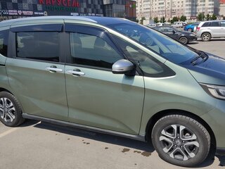 2020 Honda Freed+ II Рестайлинг, зелёный, 2250000 рублей, вид 2