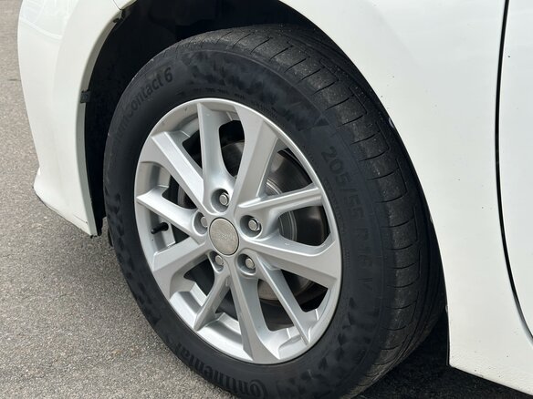 2013 Toyota Corolla XI (E160, E170, E180), белый - вид 9