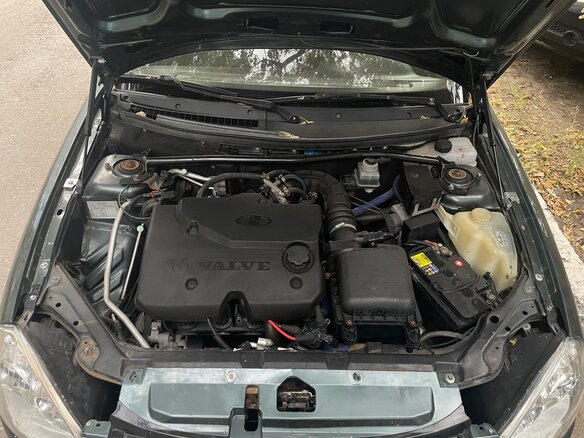 2010 Lada (ВАЗ) Priora I, зелёный, 330000 рублей - вид 5