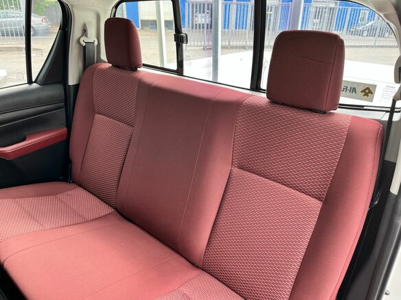 2021 Toyota Hilux VIII Рестайлинг 2, белый, 3100000 рублей - вид 19