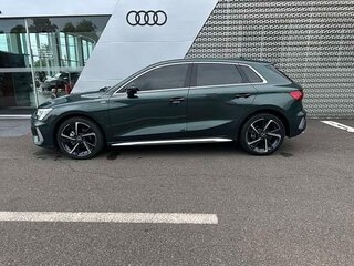 2023 Audi A3 Sportback 35 TFSI IV (8Y), зелёный, 2245208 рублей, вид 2