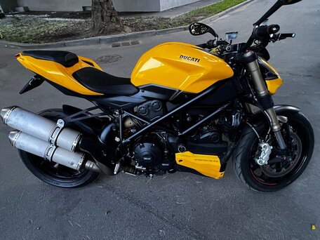 2011 Ducati Streetfighter, жёлтый, 500000 рублей, вид 1