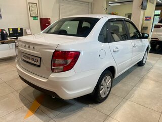 2026 Lada (ВАЗ) Granta I Рестайлинг, белый, 1068000 рублей, вид 4