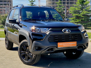2025 Lada (ВАЗ) Niva Travel I Рестайлинг, чёрный, 1498100 рублей, вид 2