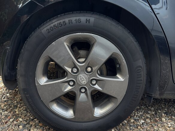 2011 Kia Ceed I Рестайлинг, чёрный, 700000 рублей - вид 8