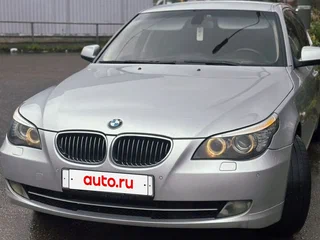 2009 BMW 5 серии 525xi V (E60/E61) Рестайлинг, серебристый, 1000000 рублей, вид 3