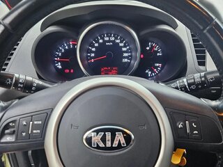 2013 Kia Soul I Рестайлинг, зелёный, 990000 рублей, вид 2